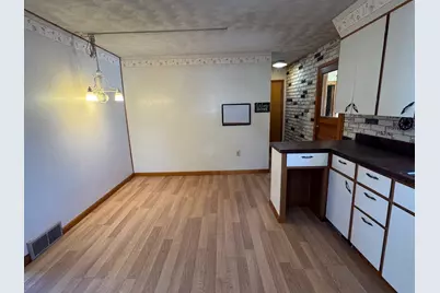 17915 140th Avenue NE, Thief River Falls, MN 56701 - Photo 4