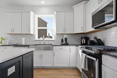 18445 58th Avenue N, Plymouth, MN 55446 - Photo 20