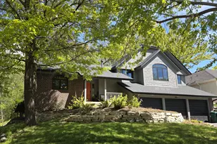 300 Dearborn Ct, Edina, MN 55343 - Photo 56