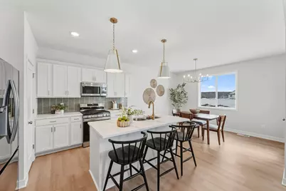 1551 Creekwood Dr, New Richmond, WI 54017 - Photo 2