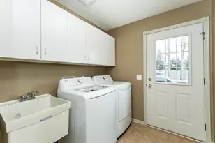 1075 23rd Ave SW, Rochester, MN 55902 - Photo 16