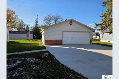 421 S Murphy Street, Lake Crystal, MN 56055 - Photo 38