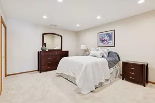 5780 Prairie Ridge Dr, Shoreview, MN 55126 - Photo 34