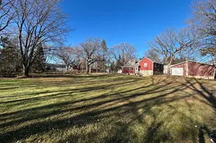 320 3rd St NE, Avon, MN 56310 - Photo 54