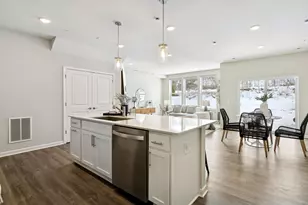 4860 Avery Ct, Eagan, MN 55123 - Photo 10