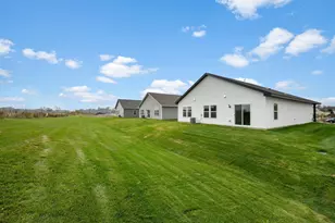 8432 Walnut St, Clear Lake, MN 55319 - Photo 4