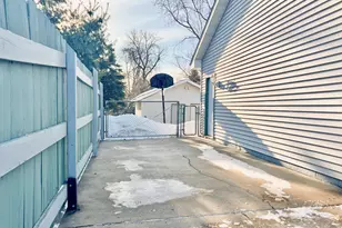 11331 W River Rd, Champlin, MN 55316 - Photo 14