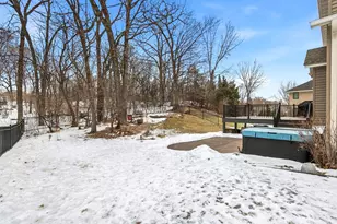 13546 Flint Ln, Apple Valley, MN 55124 - Photo 4