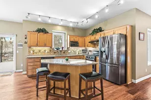 13546 Flint Ln, Apple Valley, MN 55124 - Photo 12