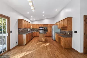 10005 Antrim Ct, Woodbury, MN 55129 - Photo 14