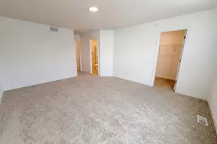 3022 Basswood St, Little Canada, MN 55117 - Photo 4