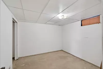 5604 Perry Avenue N, Crystal, MN 55429 - Photo 18