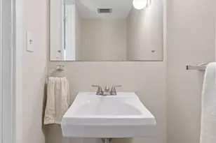 6433 Barrie Rd, Edina, MN 55435 - Photo 18