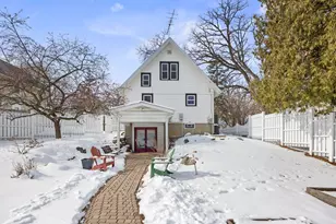 645 Hassan St SE, Hutchinson, MN 55350 - Photo 2