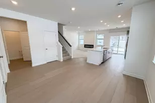 3092 Vanderbie St, Little Canada, MN 55117 - Photo 8