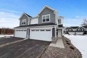 3092 Vanderbie St, Saint Paul, MN 55117 - Photo 1