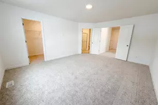 3092 Vanderbie St, Little Canada, MN 55117 - Photo 4