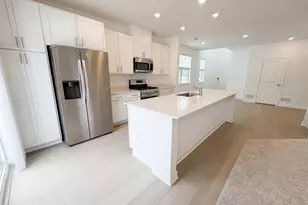 3092 Vanderbie St, Little Canada, MN 55117 - Photo 2