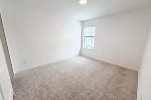 3092 Vanderbie St, Little Canada, MN 55117 - Photo 16