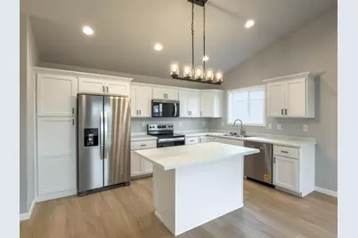 1896 19th Avenue N, Wahpeton,  58075 - Photo 4