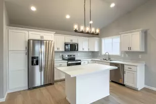 1896 19th Ave N, Wahpeton,  58075 - Photo 4