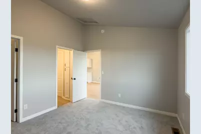 1896 19th Avenue N, Wahpeton,  58075 - Photo 10