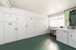 415 Ridgewood Ave, Minneapolis, MN 55403 - Photo 12