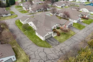 1344 Carriage Dr, Hudson, WI 54016 - Photo 4