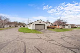 1344 Carriage Dr, Hudson, WI 54016 - Photo 6