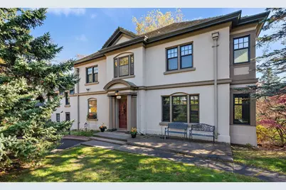 124 N Hawthorne Road, Duluth, MN 55812 - Photo 2