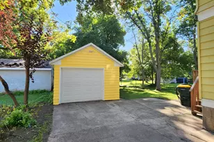 405 Ann St, Willmar, MN 56201 - Photo 34