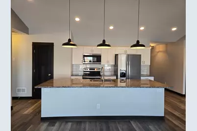 370 Horizon Drive, Le Center, MN 56057 - Photo 2