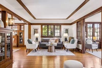 1060 Lincoln Avenue, Saint Paul, MN 55105 - Photo 2