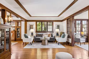 1060 Lincoln Ave, Saint Paul, MN 55105 - Photo 2