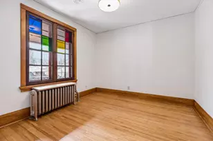 1060 Lincoln Ave, Saint Paul, MN 55105 - Photo 32