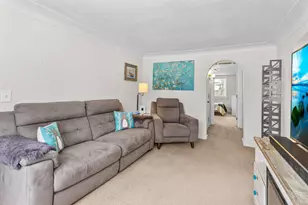 176 Hanson Rd, Mahtomedi, MN 55115 - Photo 6