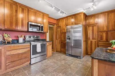 2231 Quebec Avenue S, Saint Louis Park, MN 55426 - Photo 10