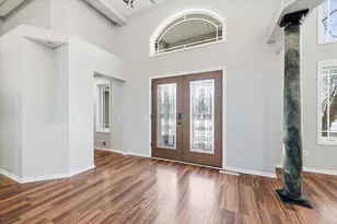 7424 Taylor Dr, Savage, MN 55378 - Photo 2