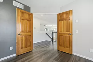 7424 Taylor Dr, Savage, MN 55378 - Photo 14