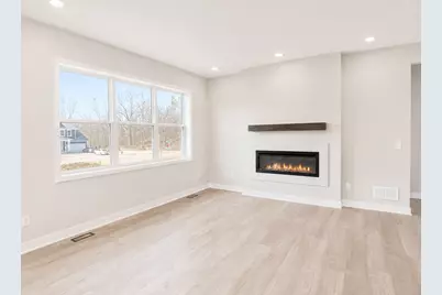 7809 Austin Path, Inver Grove Heights, MN 55077 - Photo 10