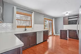 3109 Red Oak Cir N, Burnsville, MN 55337 - Photo 16