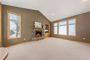 4090 Wells Lake Ct, Faribault, MN 55021 - Photo 8