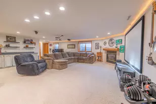 2408 16th Ave S, Fargo,  58103 - Photo 16