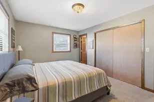 2408 16th Ave S, Fargo,  58103 - Photo 12