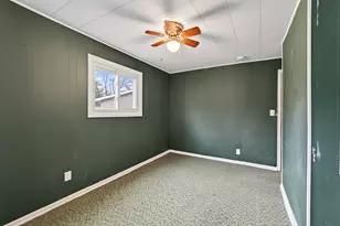 802 N 2nd St, Princeton, MN 55371 - Photo 22