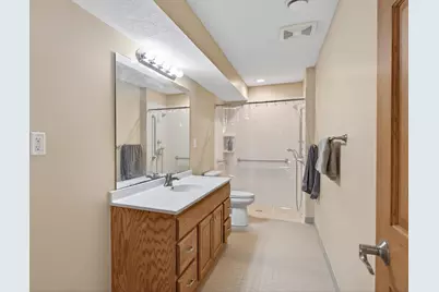 10010 Fallgold Parkway N, Brooklyn Park, MN 55443 - Photo 28