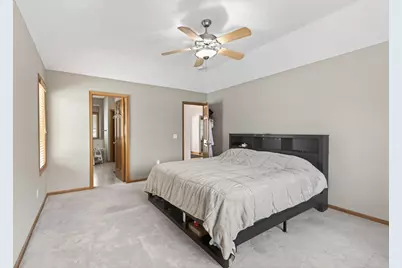 10010 Fallgold Parkway N, Brooklyn Park, MN 55443 - Photo 14