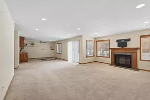 10010 Fallgold Parkway N, Brooklyn Park, MN 55443 - Photo 24