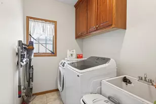 10010 Fallgold Parkway N, Brooklyn Park, MN 55443 - Photo 12