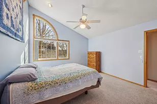 6112 Creek Line Dr, Minnetonka, MN 55345 - Photo 20